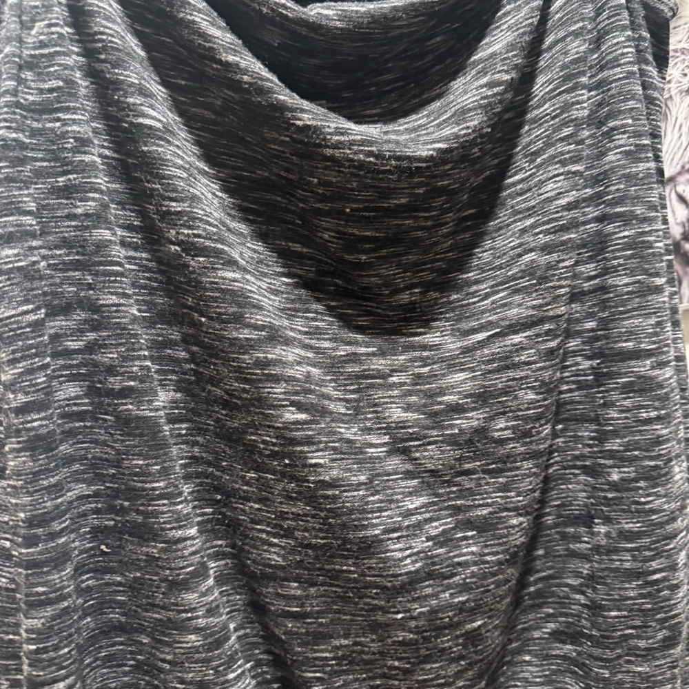 Loft tank top - Picture 2 of 3